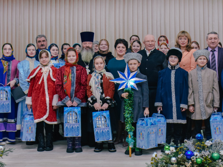 Прославили Христа!. Прославили Христа!.