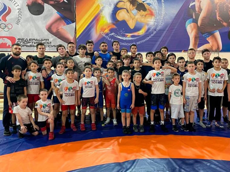 Борьба в школу. Борьба в школу.