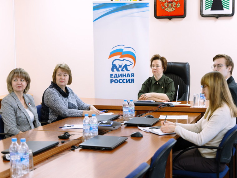 Году семьи посвящается. Году семьи посвящается.