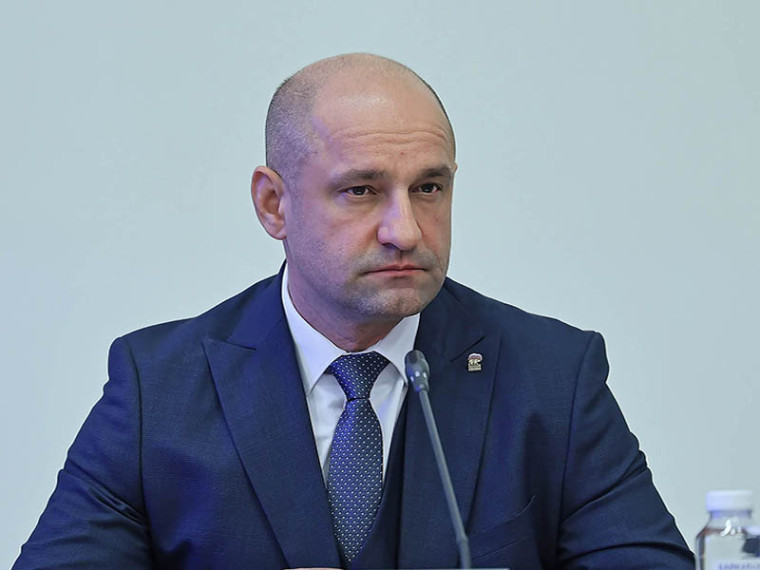 Поздравление полномочного представителя Президента России в Уральском федеральном округе. Поздравление полномочного представителя Президента России в Уральском федеральном округе.