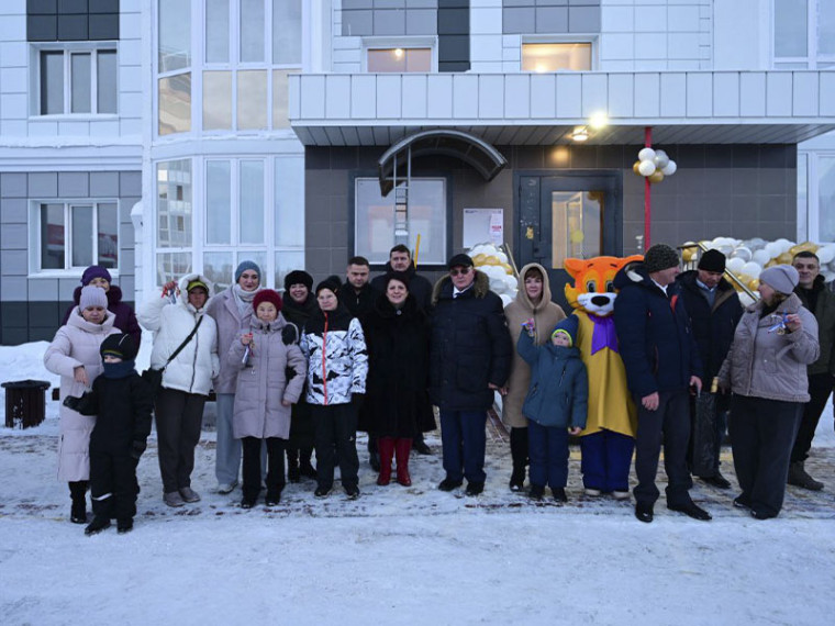 С новосельем!. С новосельем!.