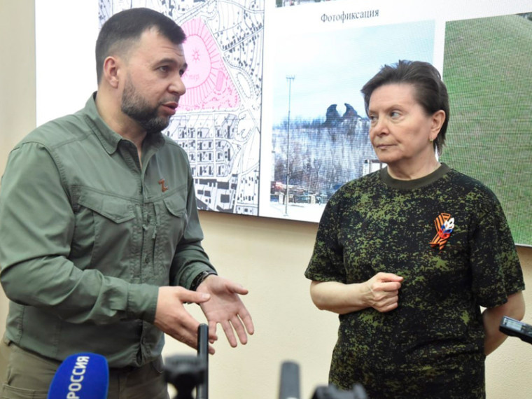 Наталья Комарова передала от югорчан гуманитарную помощь военнослужащим. Наталья Комарова передала от югорчан гуманитарную помощь военнослужащим.